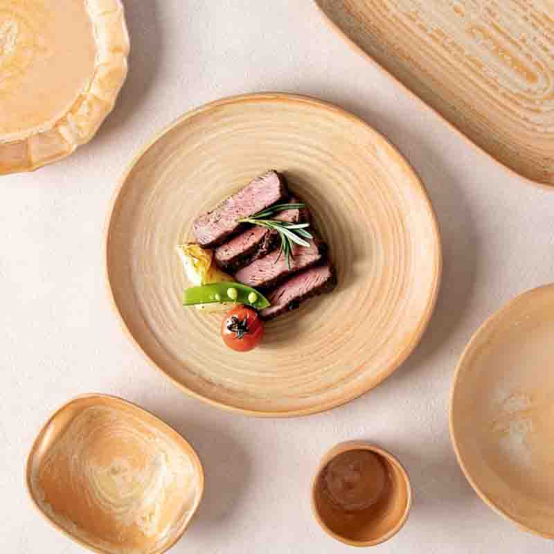 Hotel Dinnerware Set จานอาหารค่ำพอร์ซเลนพร้อมช้อนส้อมสแตนเลสสำหรับรับประทานอาหารในโรงแรม