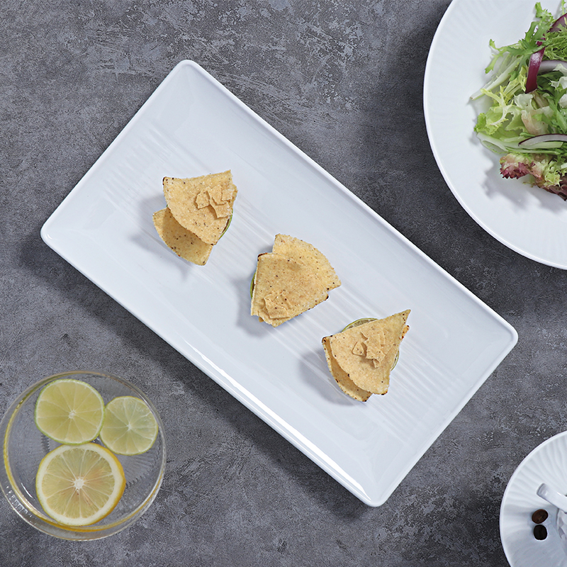 สี่เหลี่ยมผืนผ้า Assiette บนโต๊ะอาหารคริสต์มาสแฟนซีร้านอาหารโรงแรมจานอาหารค่ำ