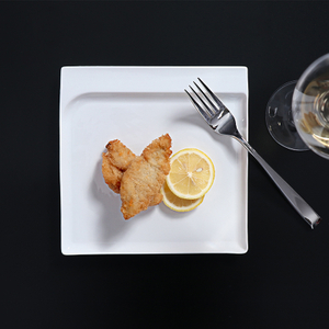 จานอาหารค่ำ Porcelain จานด้านข้าง Flying Square Plate 8'ขนาด (ซม.): LWH:20*17*1.5