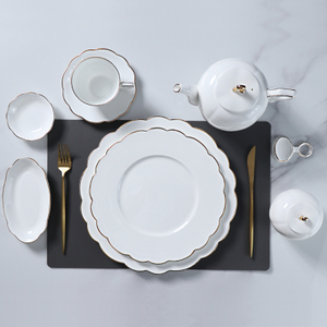 ชุดอาหารเย็น Fine Bone China ชุดอาหารเย็นหรูหรา