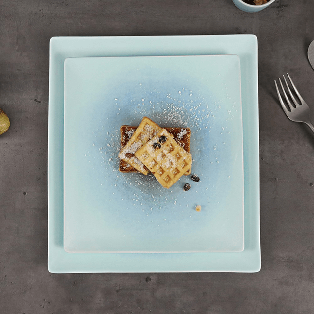 เครื่องใช้บนโต๊ะอาหารอิตาลี บนโต๊ะอาหาร French Matte Crockery Dinner Set