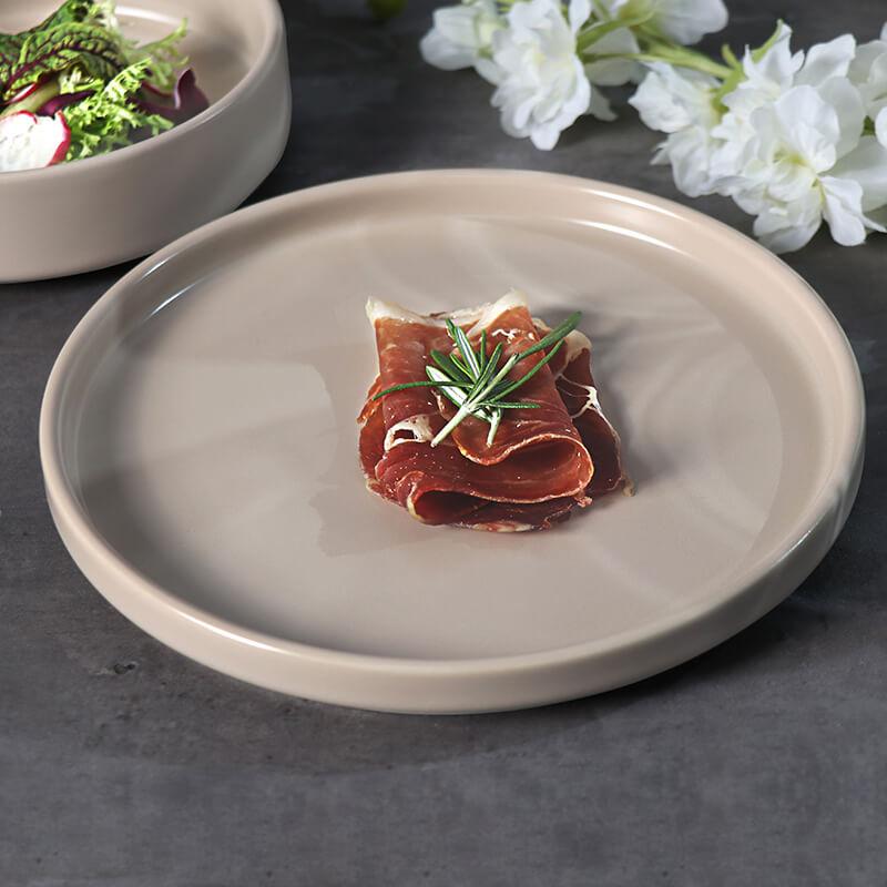 จานอาหารค่ำ Porcelain ของโรงแรมสำหรับบริการจัดเลี้ยง