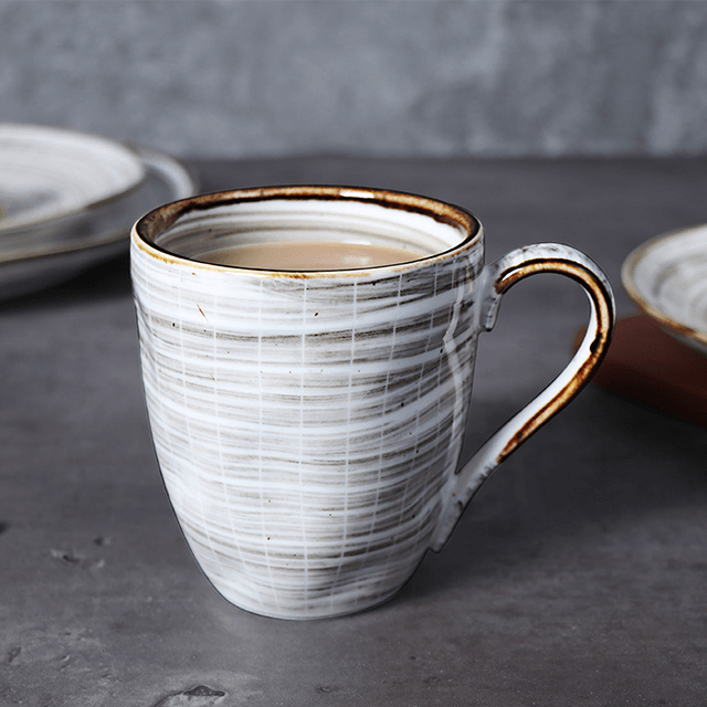 วงแหวนประจำปีสีเทา