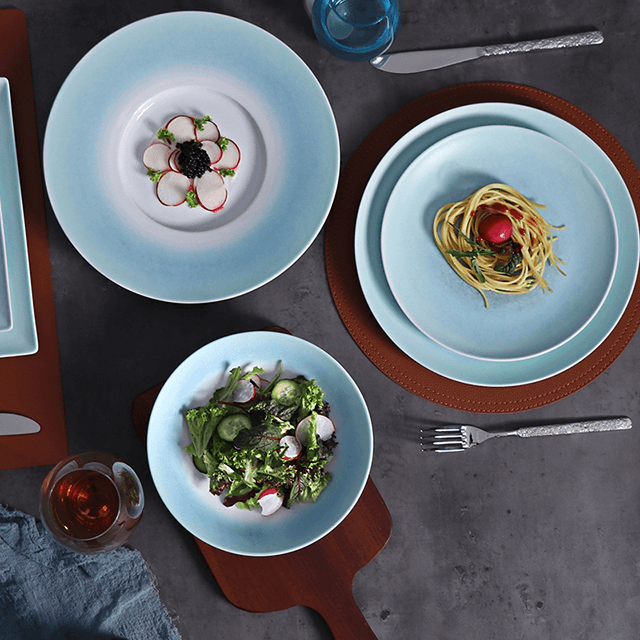 เครื่องใช้บนโต๊ะอาหารอิตาลี บนโต๊ะอาหาร French Matte Crockery Dinner Set