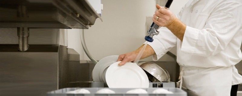 การทำความสะอาดบนโต๊ะอาหาร